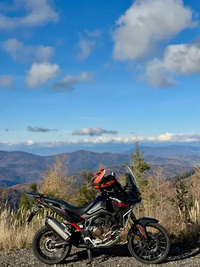 Honda Africa Twin 1100 | 2025 |10 000 km | Bohatá výbava – náhľad 3