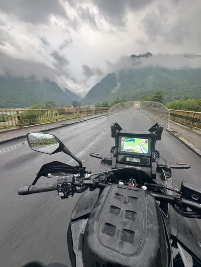 Honda Africa Twin 1100 | 2025 |10 000 km | Bohatá výbava – náhľad 7