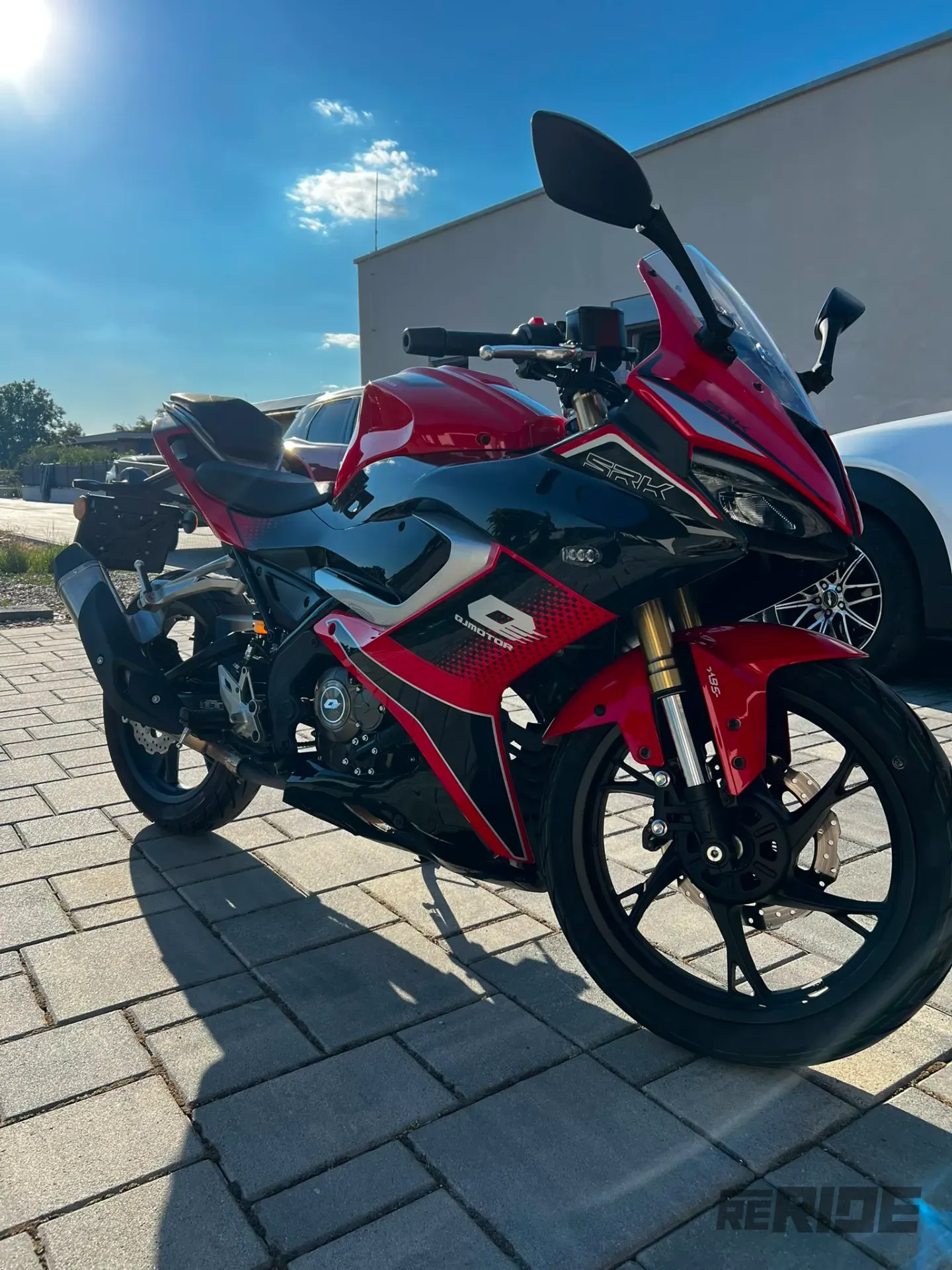 QJ Motor SRK125 - foto 1