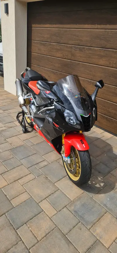APRILIA RSV1000R 2008 – náhľad 6