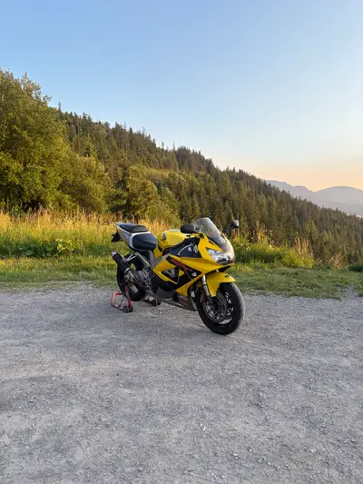 Honda CBR 929 RR – náhľad 2