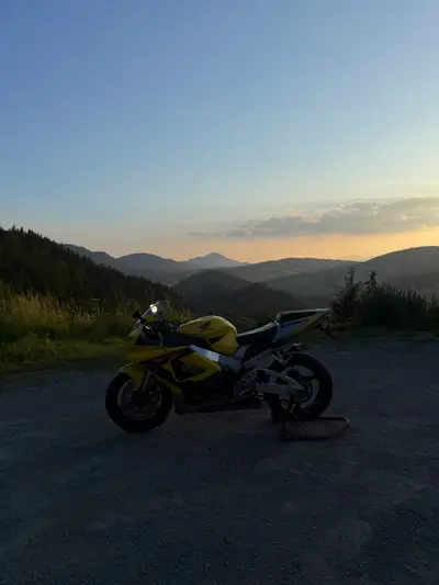 Honda CBR 929 RR – náhľad 4