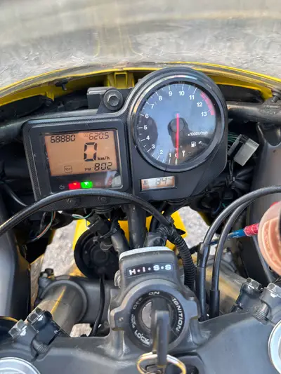 Honda CBR 929 RR – náhľad 8
