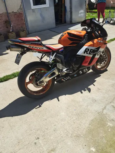 Honda cbr 1000rr – náhľad 4