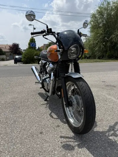 Royal Enfield Interceptor 650 Orange Crush