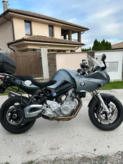 BMW f800s