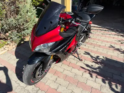 SUZUKI GSX 1000F