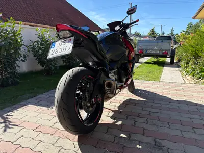 SUZUKI GSX 1000F – náhľad 9