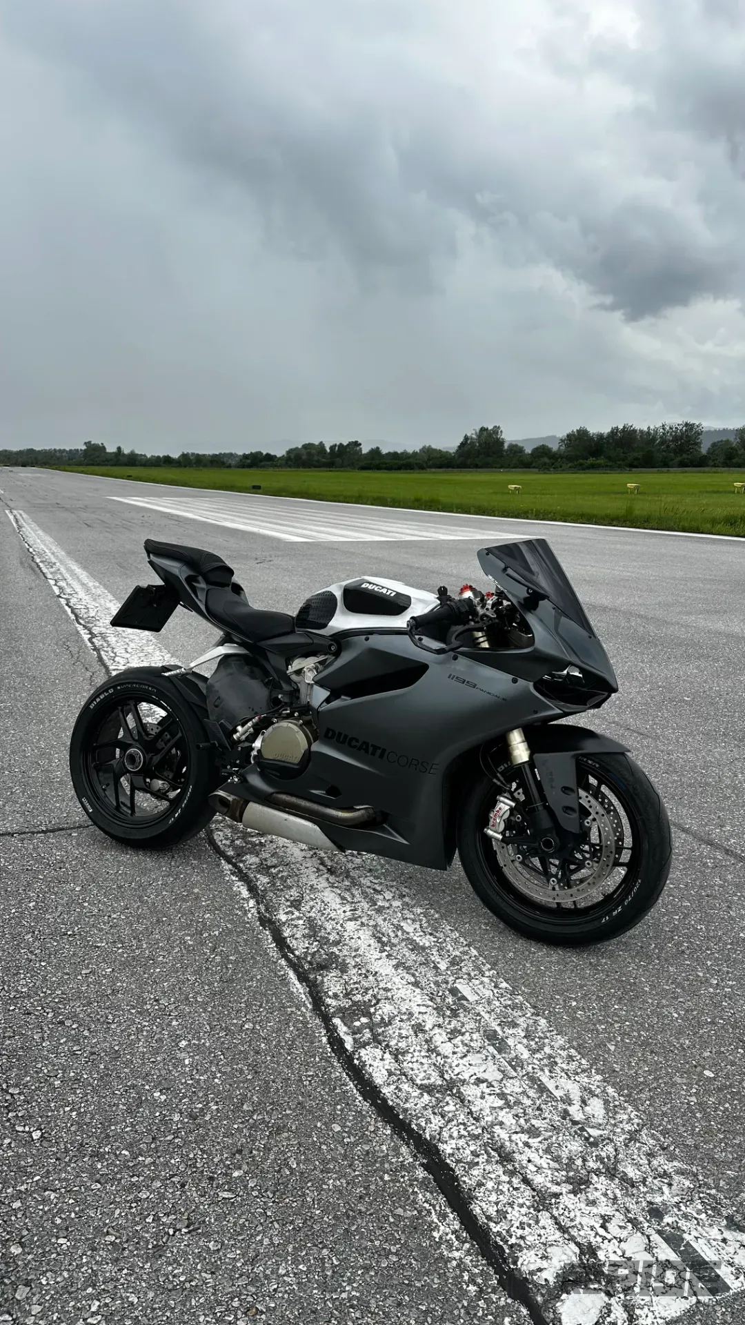 Ducati Panigale 1199 - foto 1