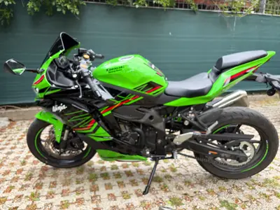 Kawasaki ninja zx-4 rr – náhľad 7