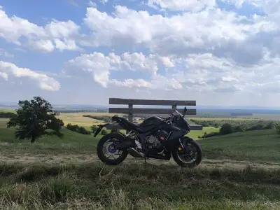 Honda CBR 650 R, rv 2021 – náhľad 2