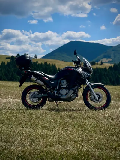 HONDA XL700V TRANSALP | 34 555 KM | LEO VINCE | VÝBAVA – náhľad 4