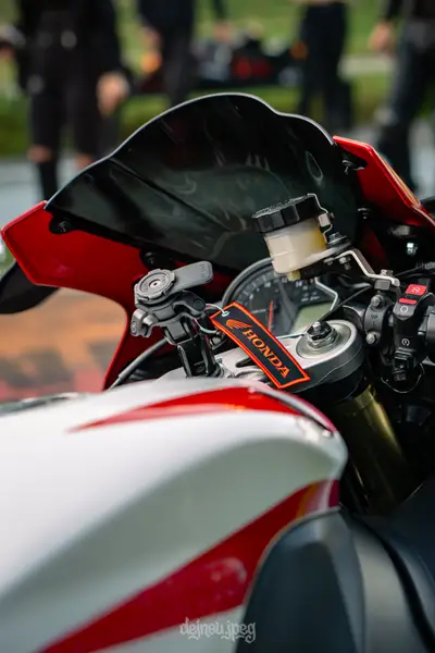 HONDA CBR 1000 RR Fireblade – náhľad 5