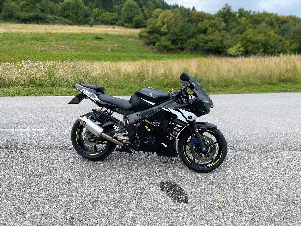 Yamaha YZF R6 - foto 1