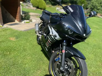 Yamaha YZF R6 – náhľad 3