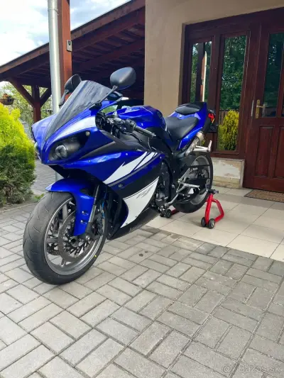 Yamaha R1 RN22 – náhľad 4