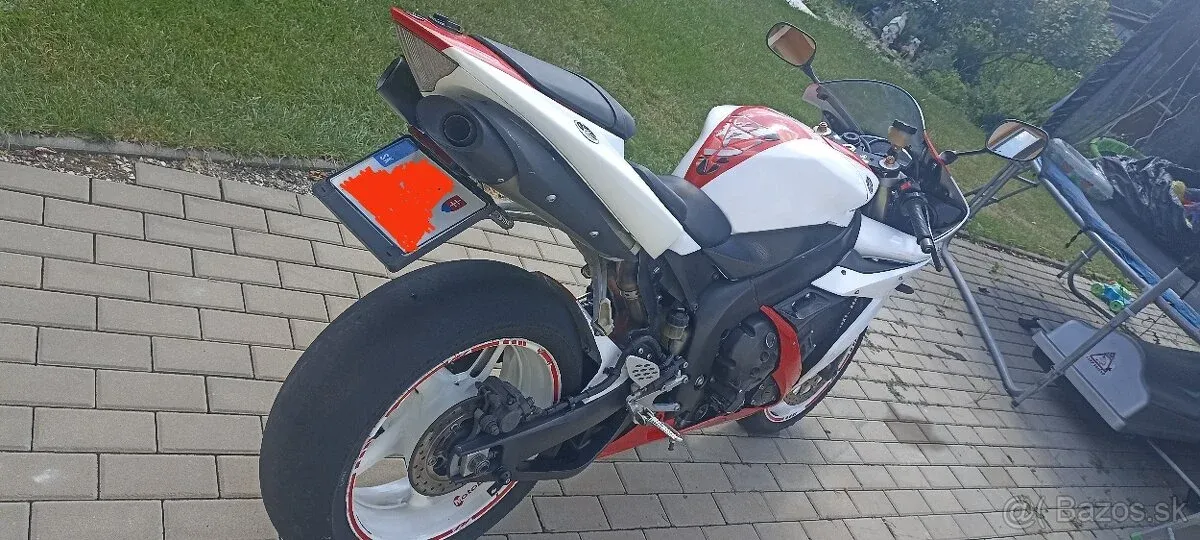 Yamaha R1 bez TP - foto 1