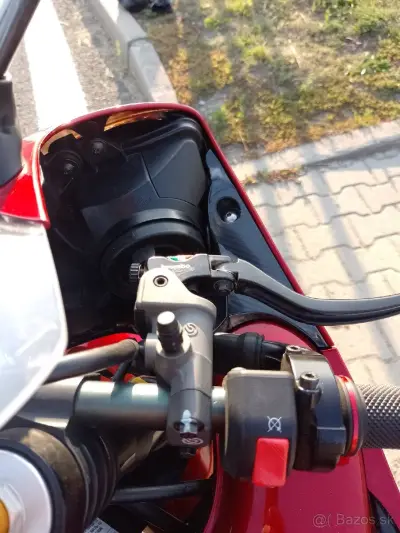 Yamaha R1 2008 – náhľad 2