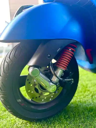 Vespa GTS 125 SuperSport – náhľad 6