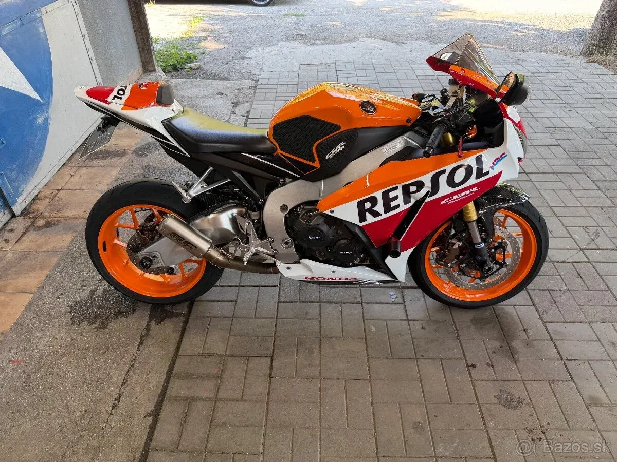 Honda CBR 1000RR Repsol - foto 1