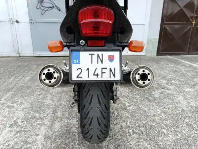 Honda CBR1100XX Superblackbird 2000 Nová STK Vstrekovanie – náhľad 4