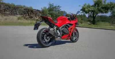 QJ MOTOR SRK 800RR – náhľad 2