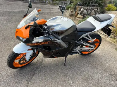 Honda CBR600RR Limitovaná Edícia – náhľad 2