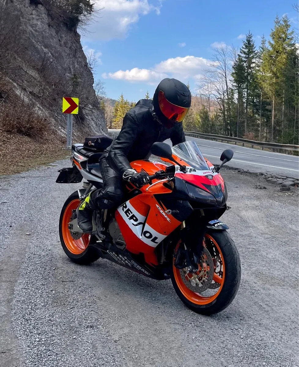 Honda cbr600rr repsol - foto 1