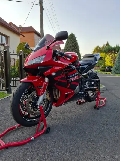 Honda cbr 600rr – náhľad 2
