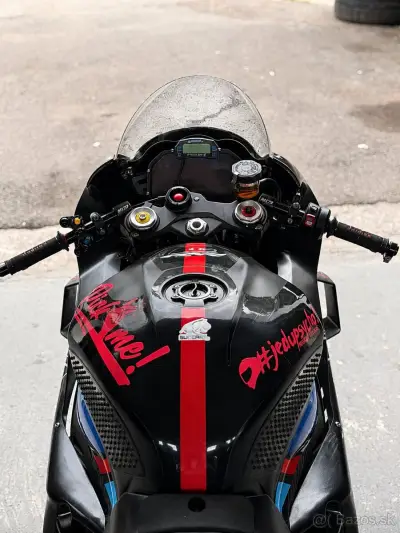 BMW S1000RR – náhľad 4