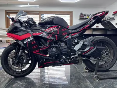 Kawasaki ZX6R – náhľad 3