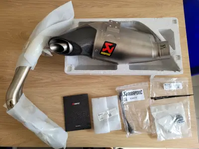 Výfuk Akrapovič Honda CBR 650 R/CB 650 R/CB 650 F, S-H6R14 – náhľad 3