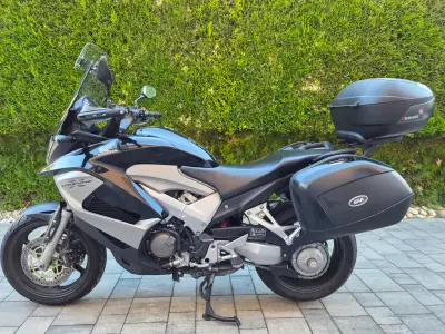 Honda VFR 800X Crossrunner – náhľad 5