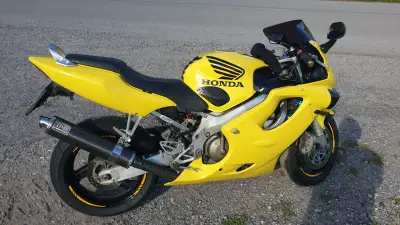 HONDA CBR 600 F4 1999 – náhľad 4