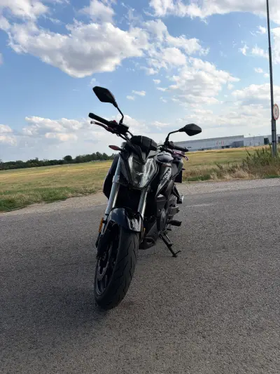 Voge 500 R 2022 – náhľad 2