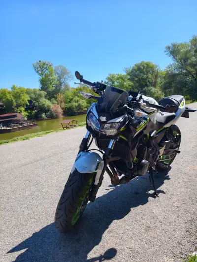 Kawasaki Z650 2021 – 35 kW – 15 000 km – TOP STAV – náhľad 3