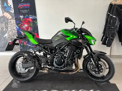 Kawasaki Z900