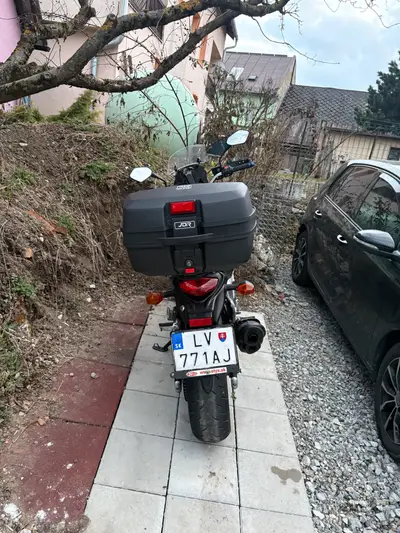 Suzuki SFV 650 Gladius – náhľad 5
