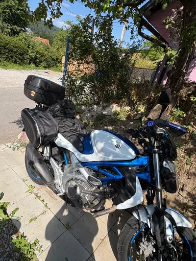 Suzuki SFV 650 Gladius – náhľad 8