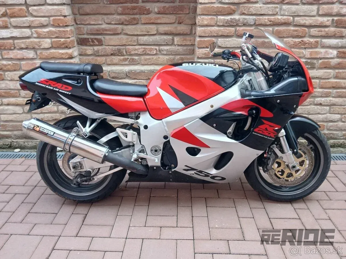 Suzuki GSX-R 750 srad - foto 1