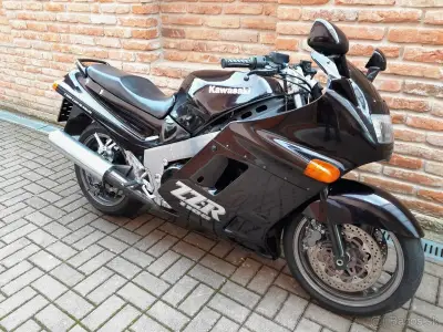 Kawasaki ZZR 1100 – náhľad 2