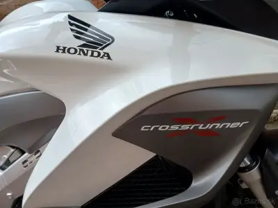 Honda VFR 800 Crossruner – náhľad 5