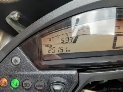 Honda VFR 800 Crossruner – náhľad 6