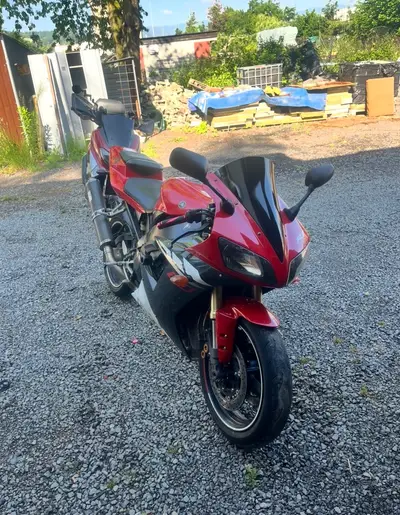 Yamaha R1 – náhľad 3