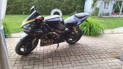 Yamaha R1  – náhľad 3