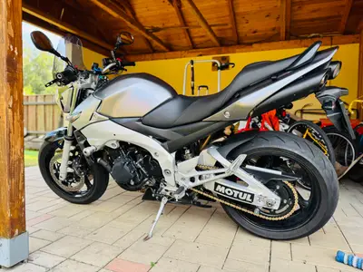Suzuki gsr 600 – náhľad 3