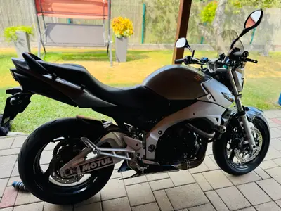 Suzuki gsr 600 – náhľad 4