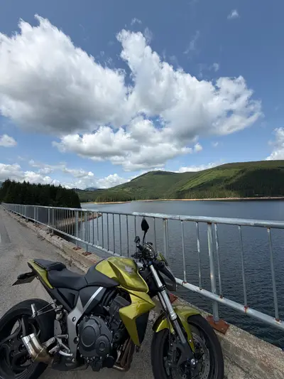 Honda cb1000r