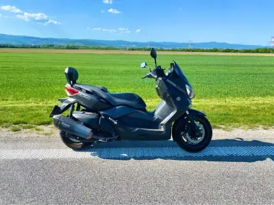 Skuter Yamaha Xmax 400 – náhľad 2