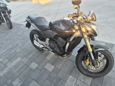 Honda CB600F Hornet – náhľad 2